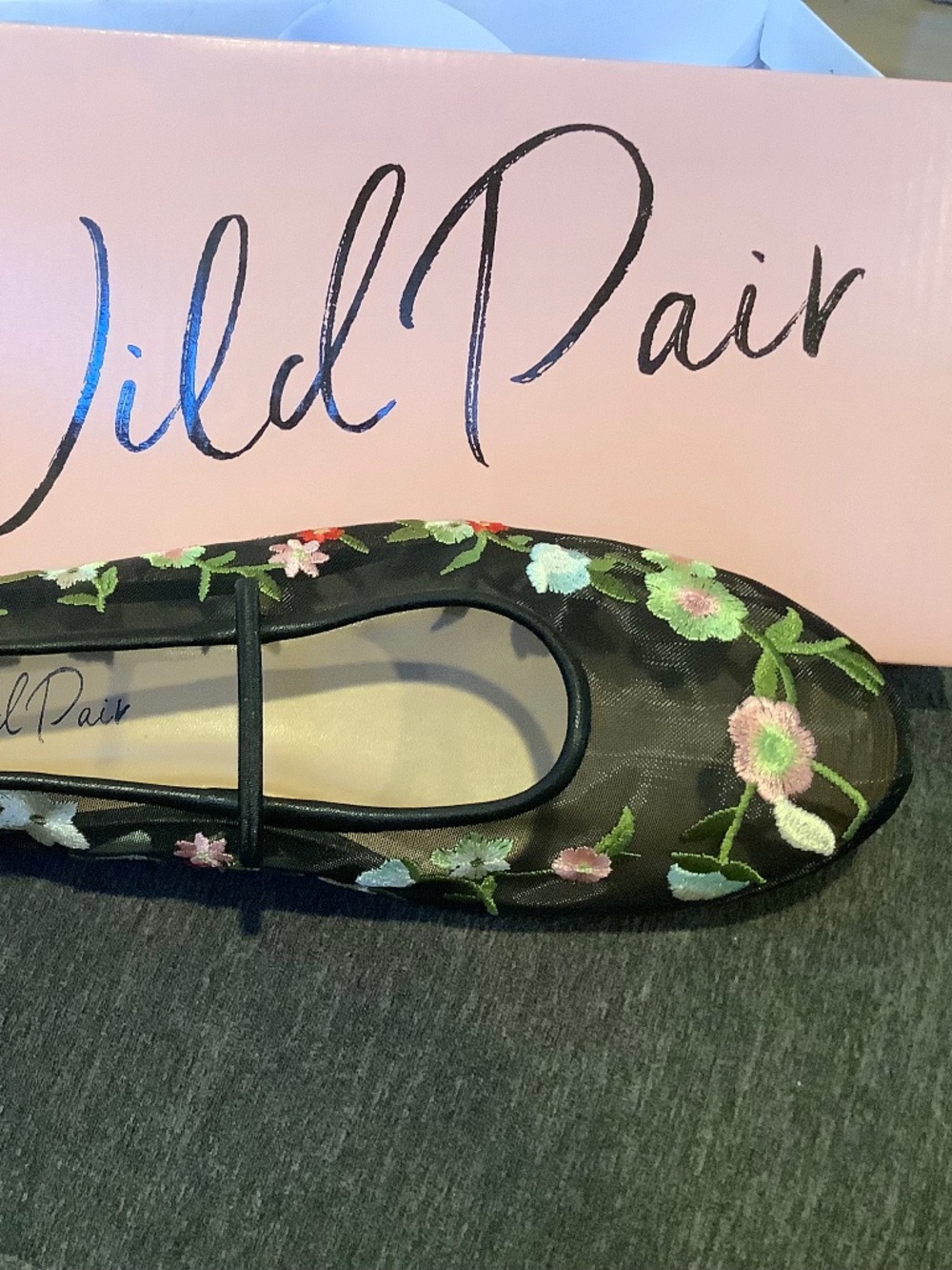 Slip on shoes from Wild Pair Augusttf Pflor Black 8.5